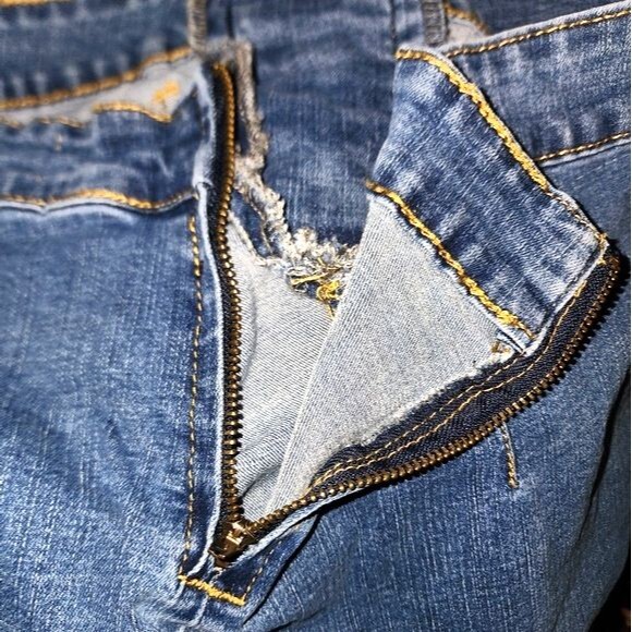 C & V Chelsea & Violet Med Wash Lace Up Denim A-Line Mini Skirt Size M - Picture 6 of 9